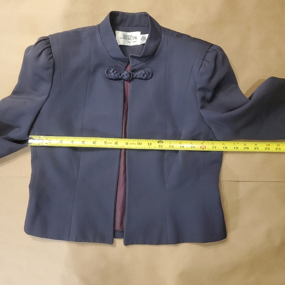 Vintage 100% wool blazer, dark grey-blue.  Size 6. - Picture 6 of 12